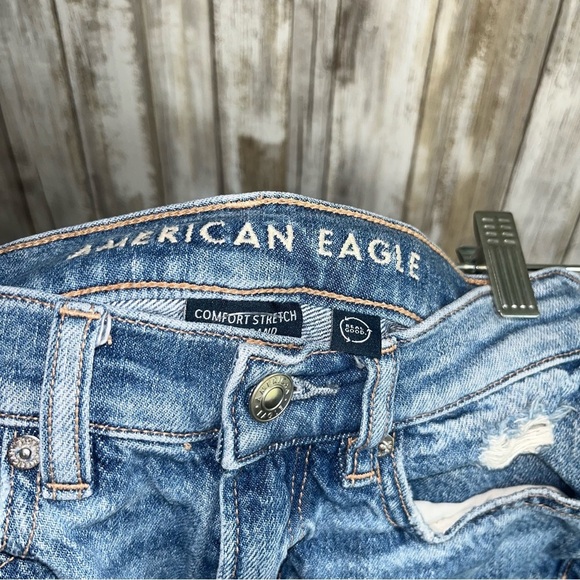 American Eagle Super High Rise Baggy Straight Comfort Stretch Waistband Shorts - Picture 5 of 7